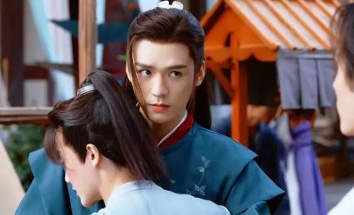 圈内人爆料热巴龚俊花絮,甜蜜互动引粉丝尖叫  第2张