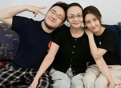 娱乐随拍吃瓜八卦视频大全,随拍吃瓜,八卦视频大全盘点  第2张 娱乐随拍吃瓜八卦视频大全,随拍吃瓜,八卦视频大全盘点  第2张