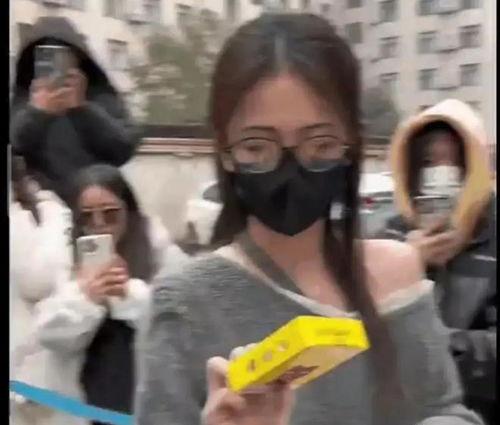 娱乐随拍吃瓜八卦视频大全,随拍吃瓜,八卦视频大全盘点  第3张 娱乐随拍吃瓜八卦视频大全,随拍吃瓜,八卦视频大全盘点  第3张