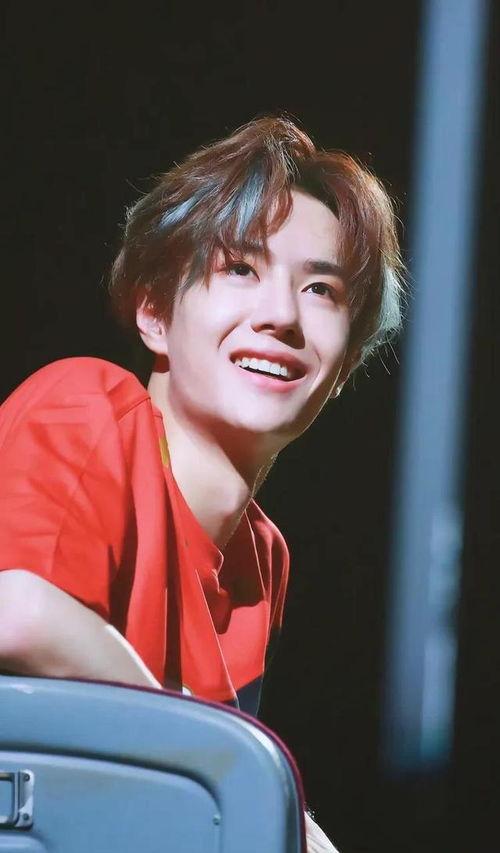 娱乐圈爆料客朱一龙,娱乐圈爆料客的神秘面纱  第3张 娱乐圈爆料客朱一龙,娱乐圈爆料客的神秘面纱  第3张