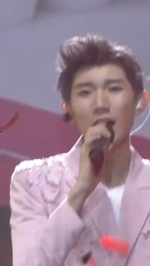 明星大爆料车祸视频大全,瞬间回顾惊险瞬间  第2张 明星大爆料车祸视频大全,瞬间回顾惊险瞬间  第2张